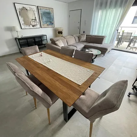 Gran Alcant Iconic Riki Apartment