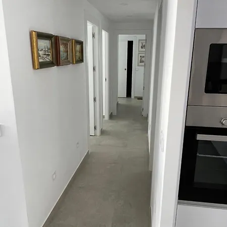 Gran Alcant Iconic Riki Apartment